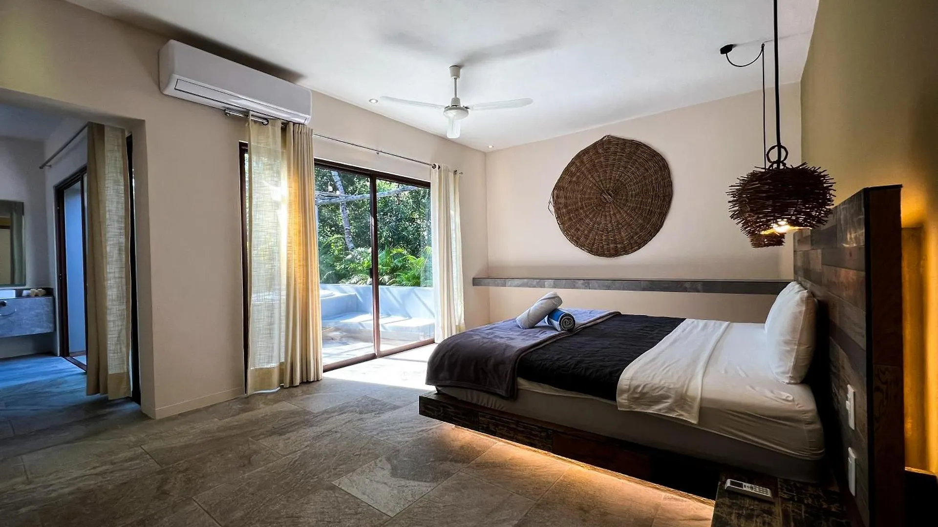 Hotel Kuun Taak Tulum 3*,